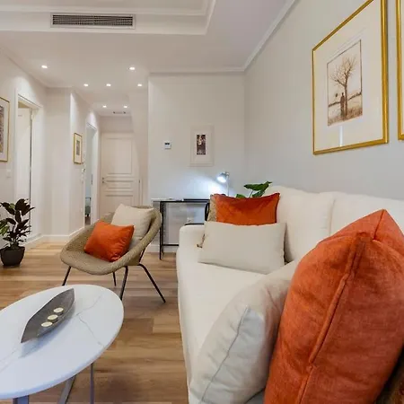 Marisol Apartment